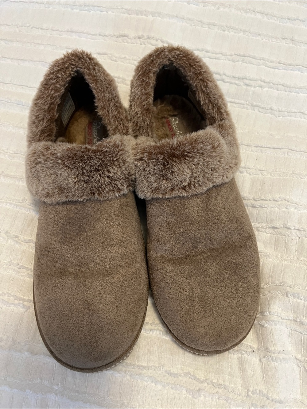 Skechers size 10 slip on